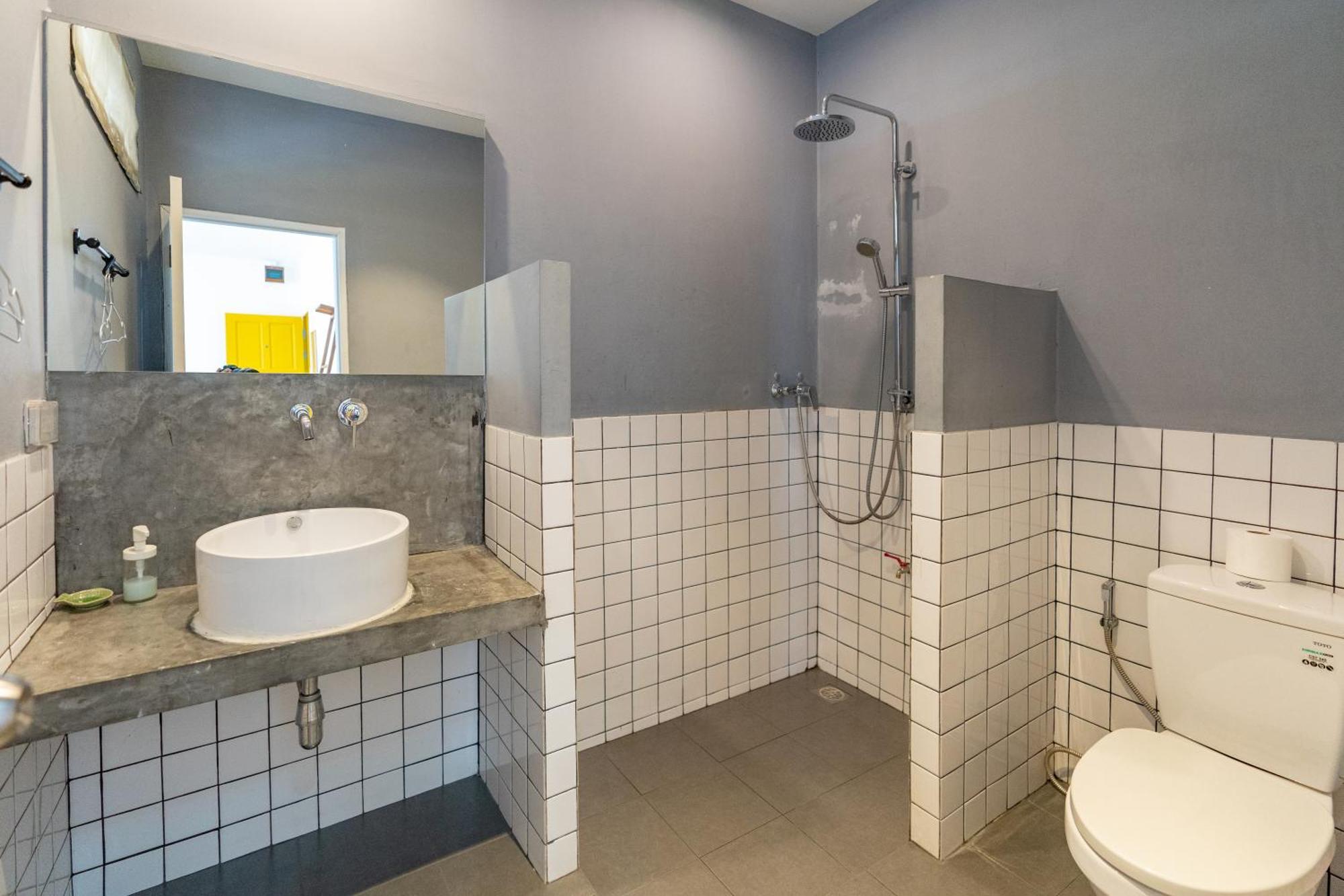 Mammoth Boutique Guest house 3*